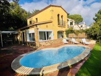 Villa Mediterranea by Costabravaway - Apartament a castell platja d'aro